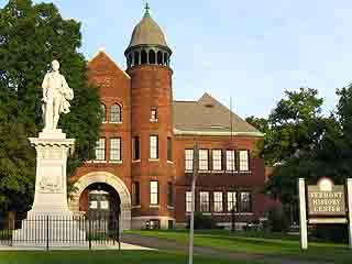  الولايات_المتحدة:  Vermont:  
 
 Vermont Granite Museum, Barre